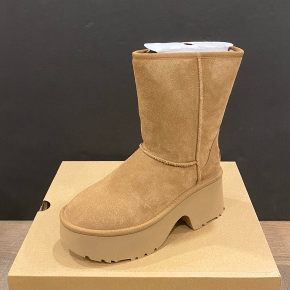 UGG Women's Chestnut Classic Short New Heights Boot Bootie Shoes New